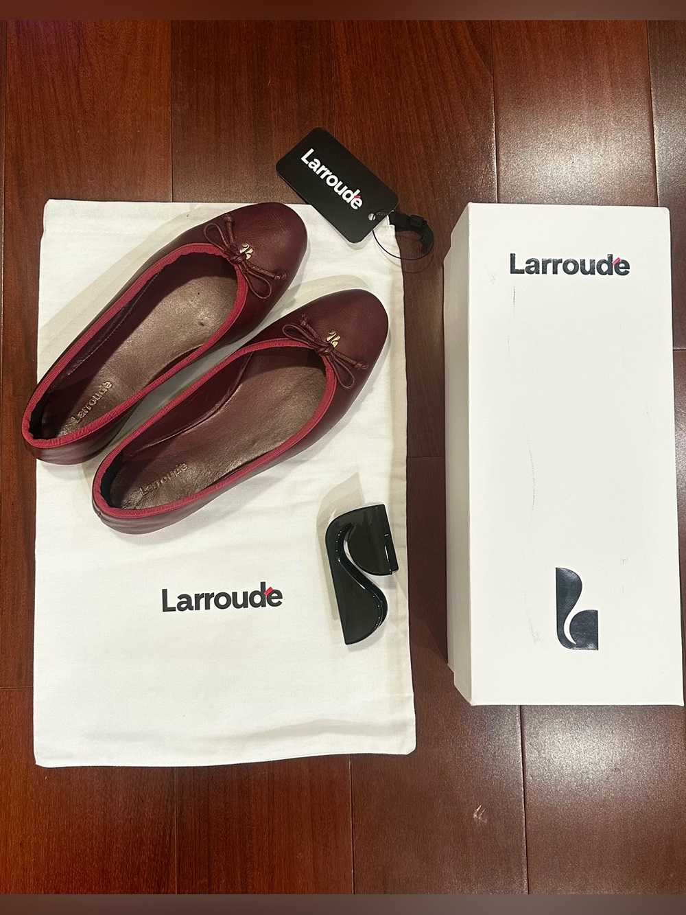 Larroude Pavlova Ballet Flat